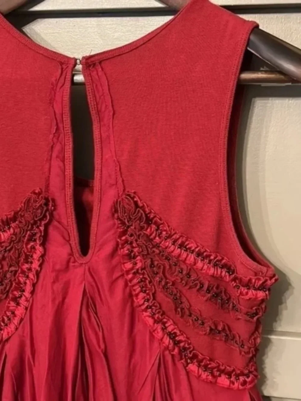 Free People Red Beaded Ruffle Dress Sleeveless Scoop Neck Keyhole Back Sz Small